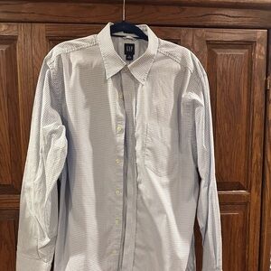 GAP men’s XL button down mens dress shirt. Small blue and white check shirt